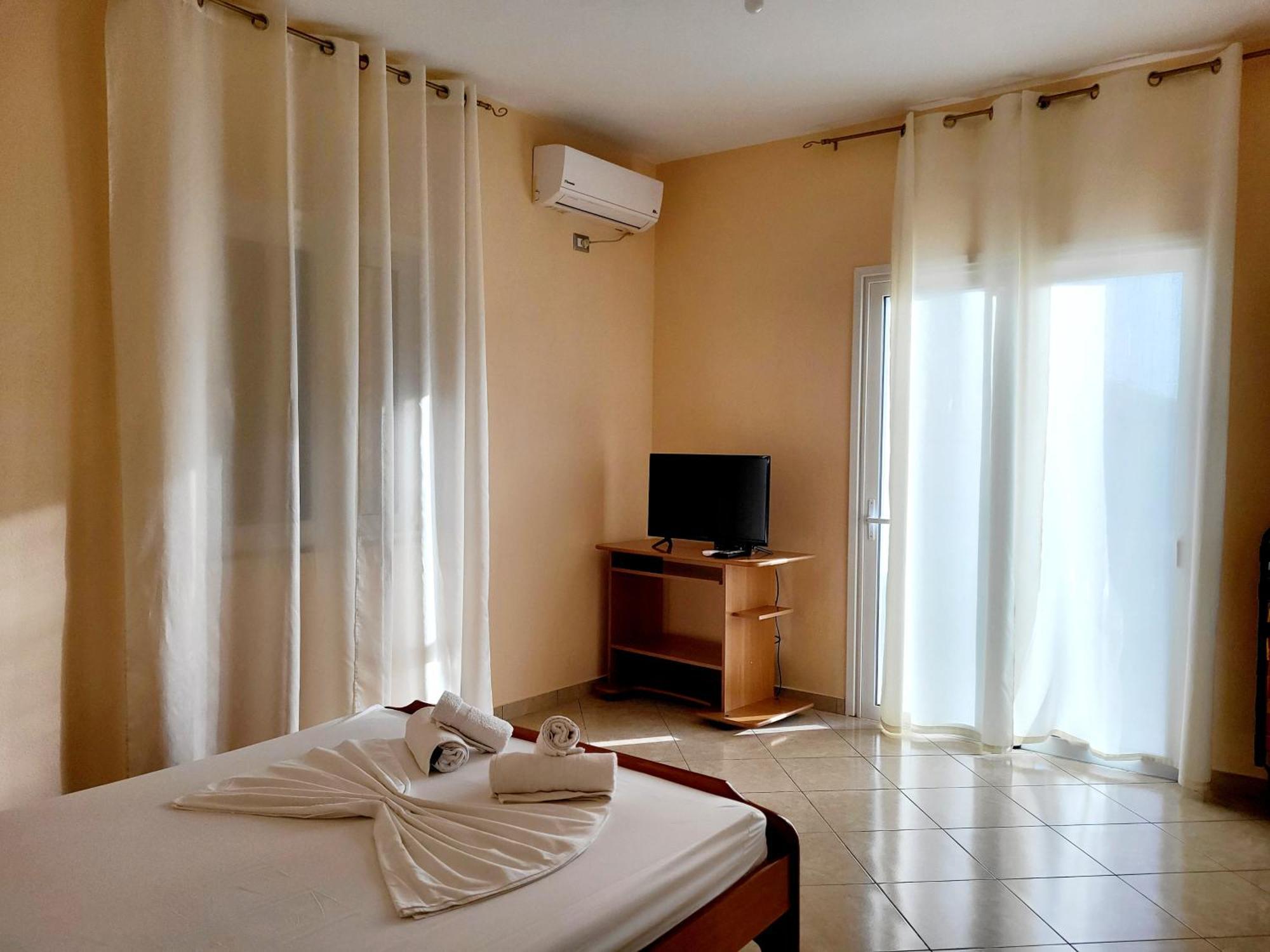 Apartament Vila Sulozeqi Saranda Zewnętrze zdjęcie