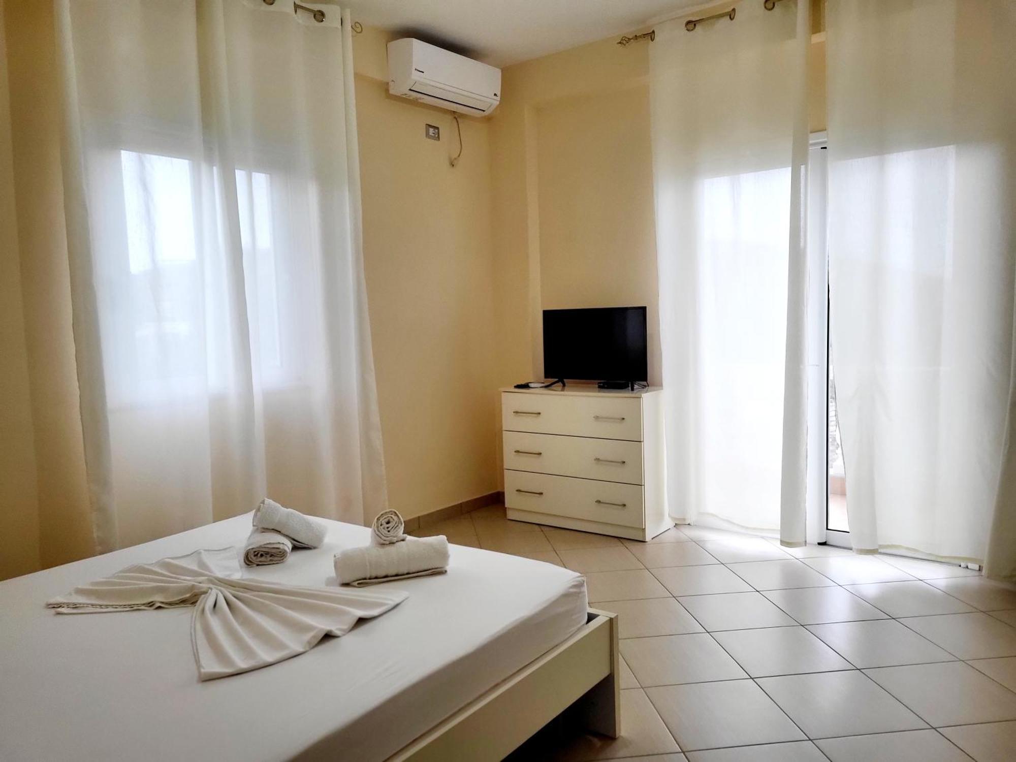 Apartament Vila Sulozeqi Saranda Zewnętrze zdjęcie